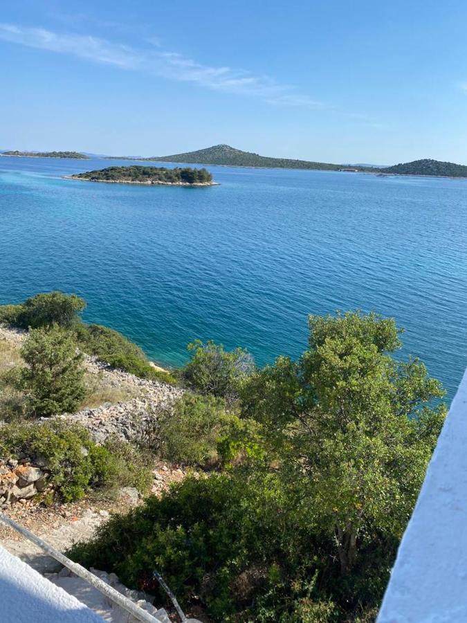 Alleinstehendes Haus Am Meer Robinson Tkon Eksteriør billede